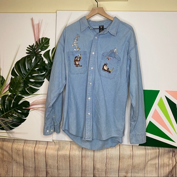 Looney Toons Vintage Denim Shirt Size XL - Picture 1 of 4